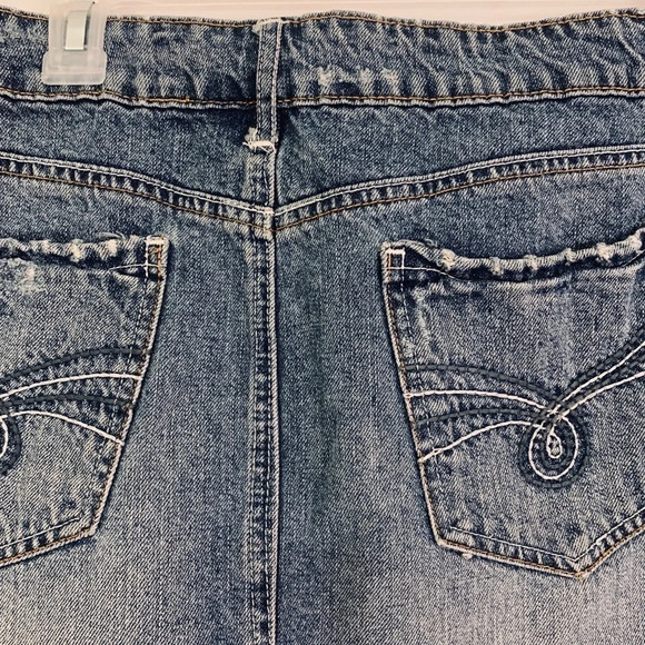 Apartment Nine Short Denim Jean Skirt: Size 12. Versatile and Stylish. - Picture 6 of 12